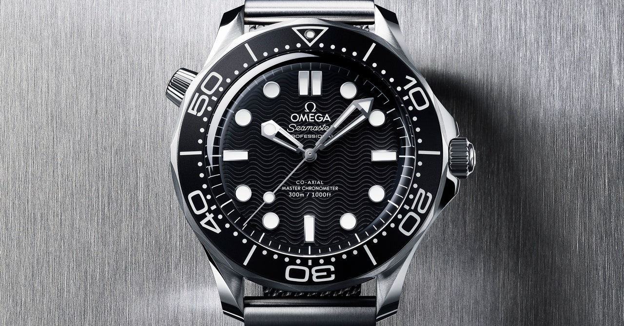 Daniel Craigâs Secret Omega Seamaster Diver Has Dropped